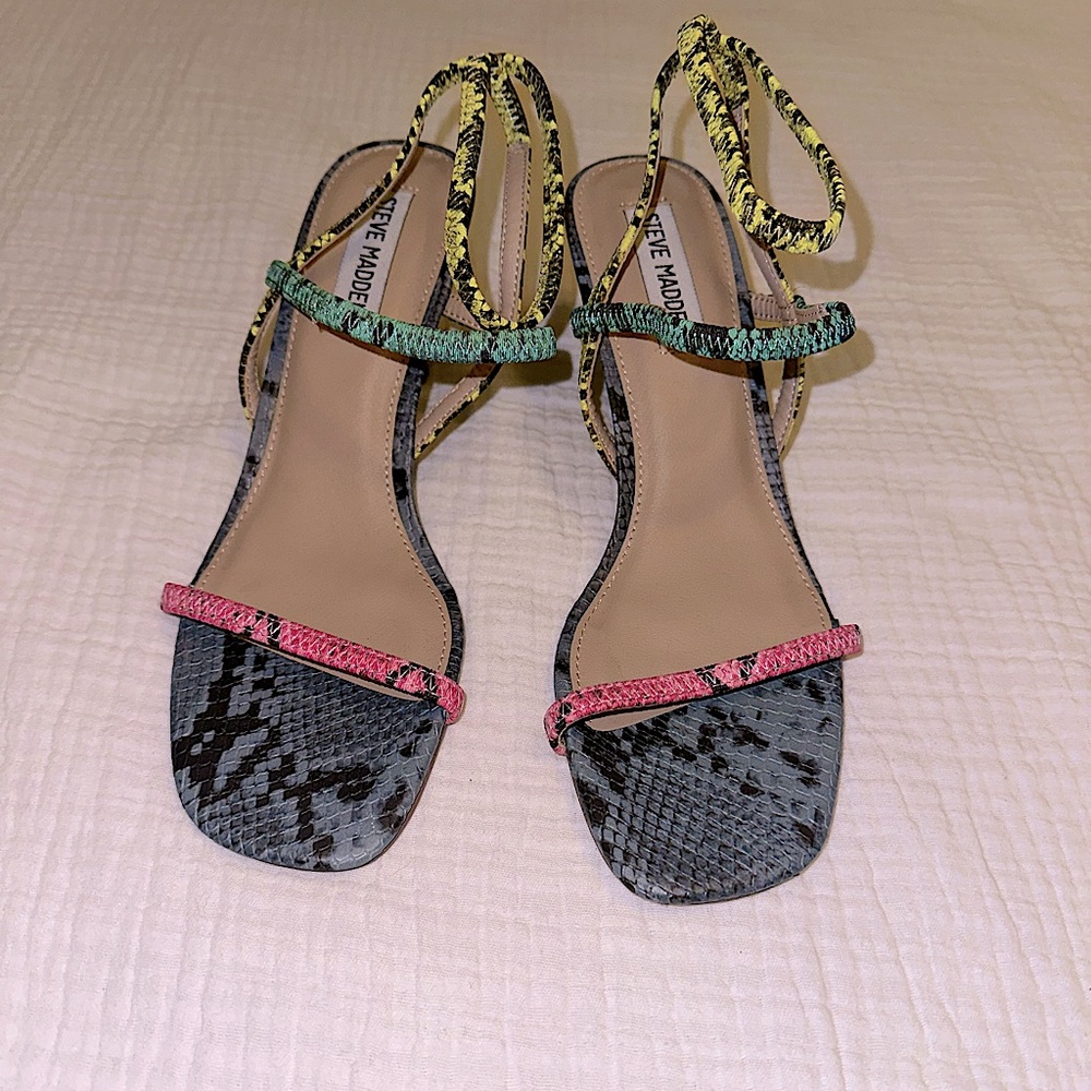 New without tags Meline multi color size 8